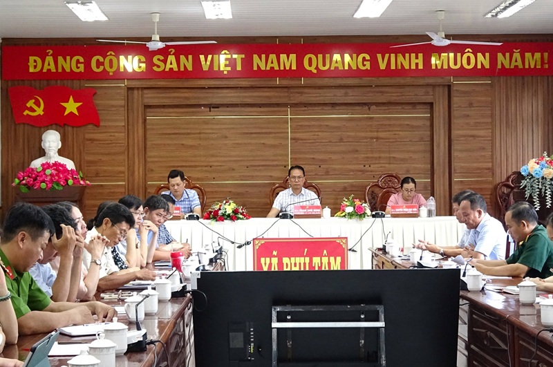 Lớp bồi dưỡng toàn quốc về nâng cao năng lực, phương pháp xử lý tình huống thực tiễn đối với đội ngũ cán bộ cấp cơ sở tại điểm cầu xã Phú Tâm (Nguồn: xaphutam.cantho.vn)