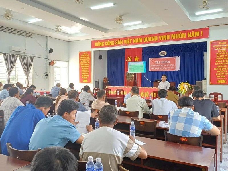Tập huấn chương trình mục tiêu quốc gia tại xã Lâm Tân